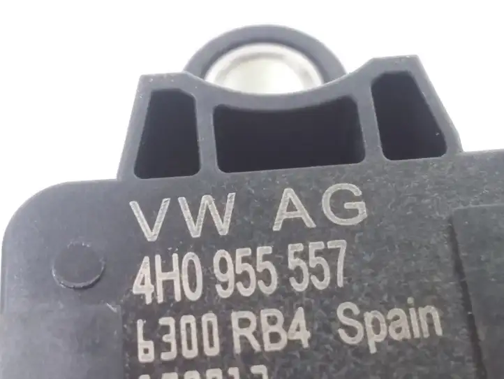 Skoda Fabia Mk3 (NJ) (2015 - 2021) 4H0955557 Датчик удара SRS — фото 3