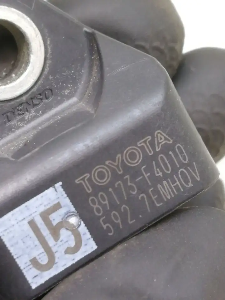 Toyota C-HR I (2016 - 2022) 89173F4010 Датчик удара SRS — фото 4