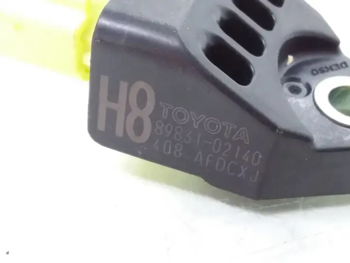 Toyota Auris E180 (2012 - 2018) 8983102140 Датчик удара SRS — фото 3