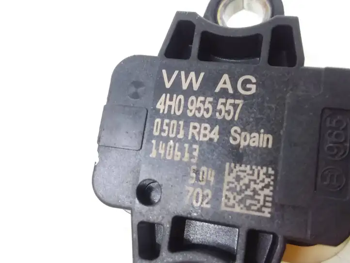 Audi A1 (2010 - 2014)  4H0955557 Датчик удара надувных подушек