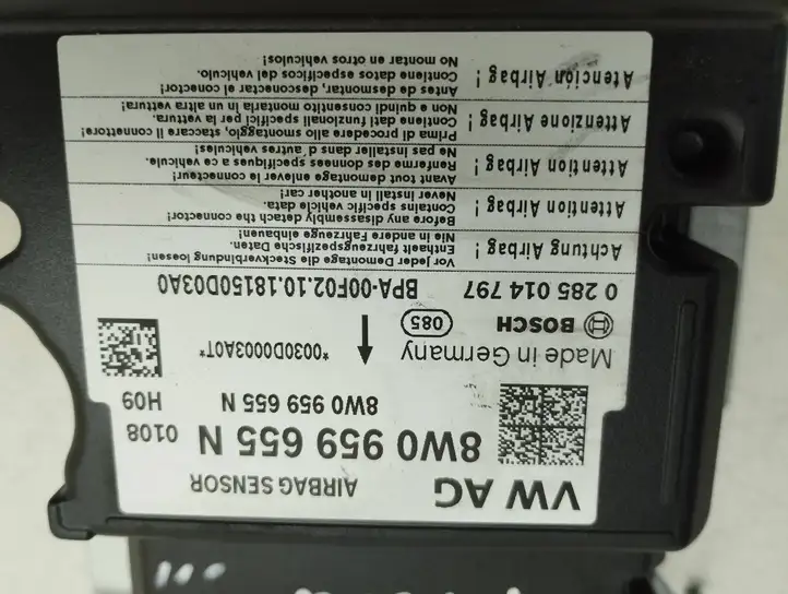 Audi A4 S4 B9 8W (2019 - ) 8W0959655N Датчик удара SRS — фото 6
