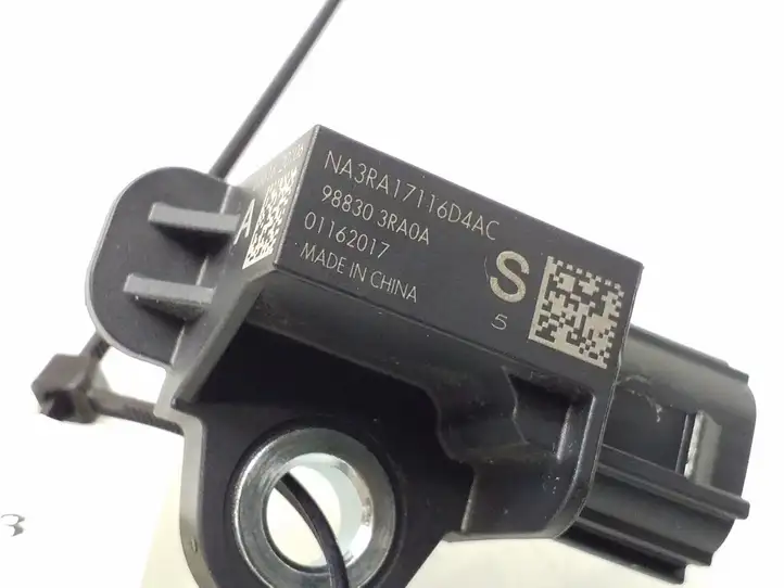 Nissan Qashqai (2013 - 2017) 988303RA0A Датчик удара SRS — фото 4