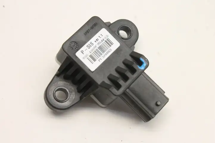 Kia Soul (2016 - 2019)  95920A3000 Датчик удара надувных подушек