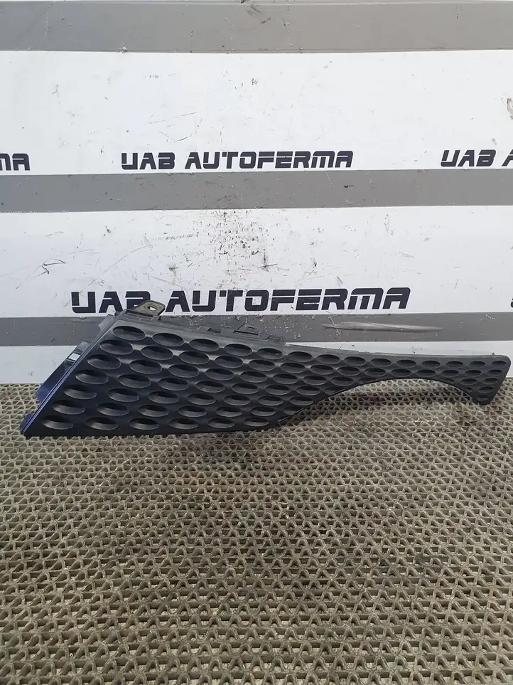 Nissan Juke I F15 (2010 - 2018) 620751KA6A Нижняя решетка переднего бампера — фото 1