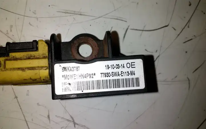 Honda CR-V (2009 - 2012) 77930SWAE113M4 Датчик удара SRS — фото 3