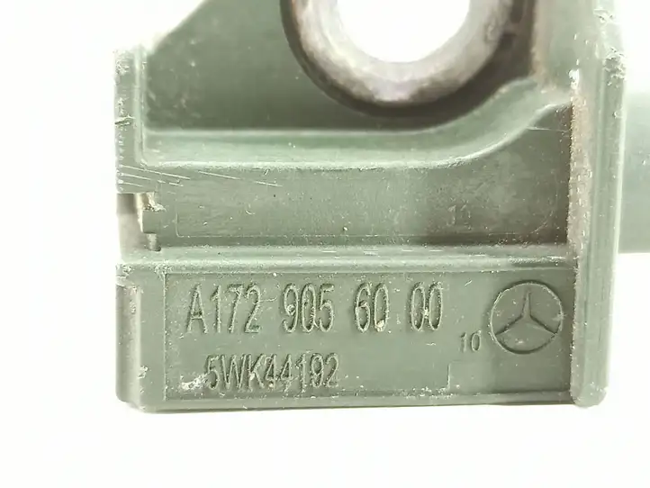 Mercedes-Benz C W204 (2007 - 2014) A1729056000 Датчик удара SRS — фото 10