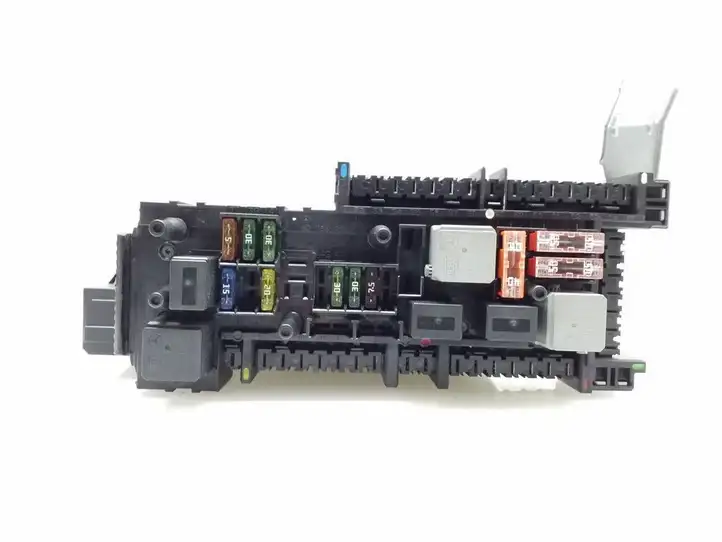 Mercedes-Benz C W204 (2007 - 2014)  2049001102 Блок управления SAM