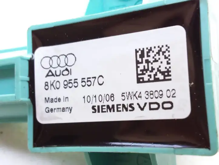 Audi A4 S4 B8 8K (2007 - 2011) 8K0955557C Датчик удара SRS — фото 3