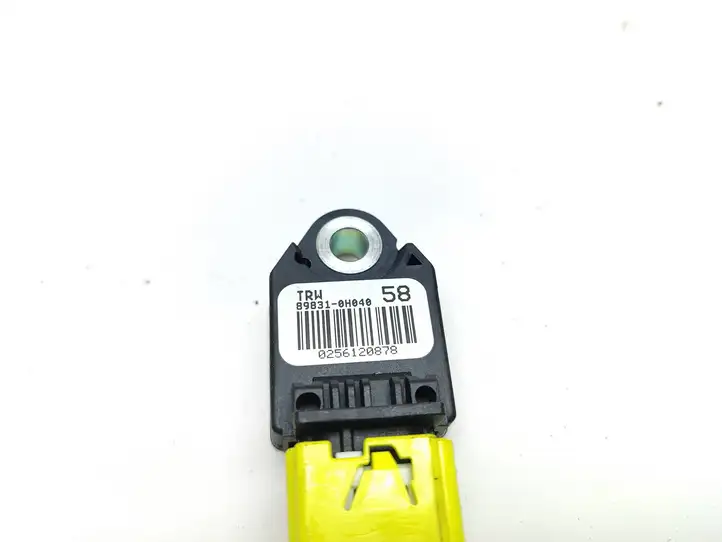 Toyota Aygo AB40 (2014 - 2018) 898310H040 Датчик удара SRS — фото 3