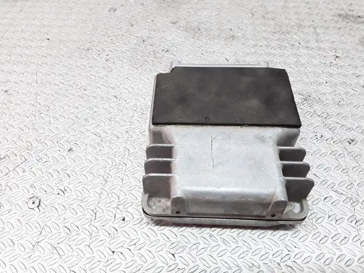 Pontiac Vibe (2002 - 2008)   Преобразователь напряжения / обменный модуль