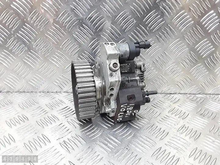 Volvo S40, V40 (2000 - 2004) 8200108225 Топливный насос — фото 1