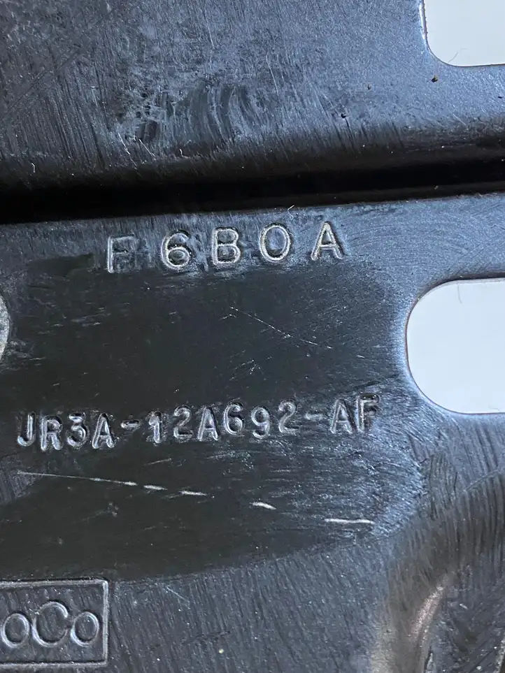 Ford Mustang VI (2015 - ) JR3A12A692AF Кронштейн ЭБУ двигателя — фото 3