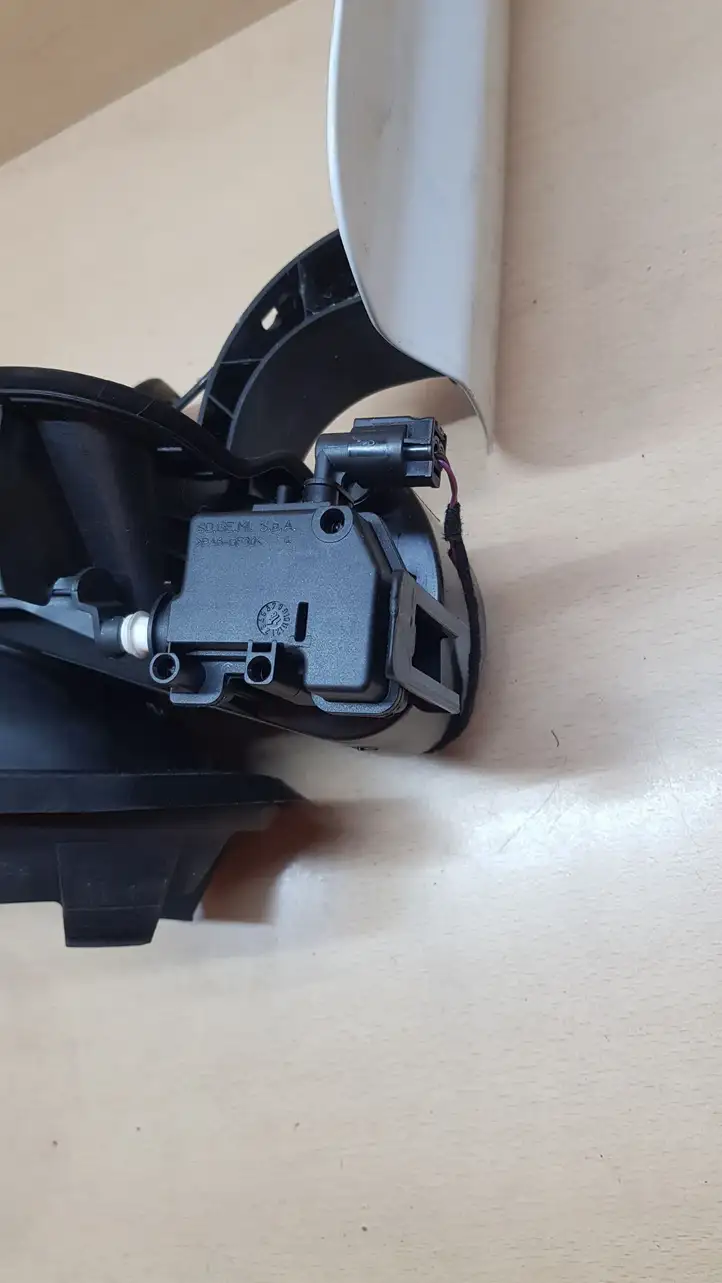 BMW 4 F32 F33 (2013 - 2017) 7270761 Крышка топливного бака — фото 4