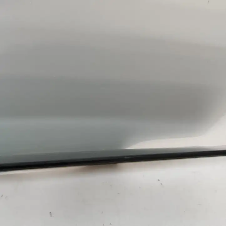 Tesla Model Y (2019 - 2024) 149551100B Стекло задней двери — фото 5