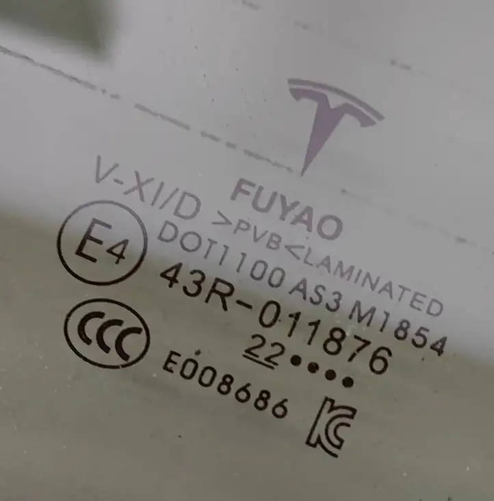 Tesla Model Y (2019 - 2024) 149551100B Стекло задней двери — фото 6