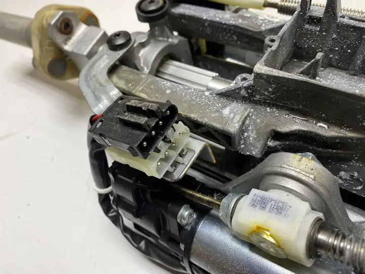 BMW 5 F10 F11 (2009 - 2016) 6788155 Комплект оси рулевого колеса — фото 10