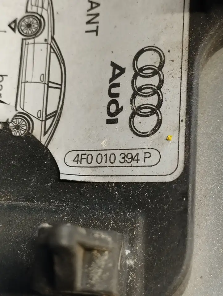 Audi A6 S6 C6 4F (2004 - 2008) 4F0010394P Крышка топливного бака — фото 4