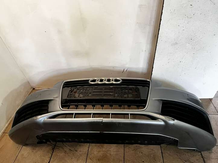 Audi A4 (2007 - 2011)  8K0807437A Передний бампер