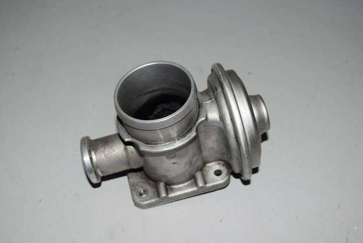 BMW 5 E39 (1996 - 2003)  7785452 Клапан EGR