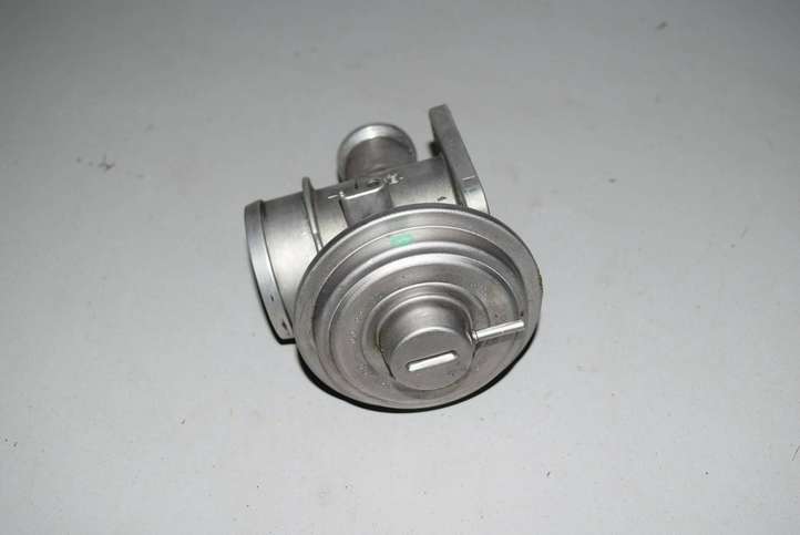 BMW 5 E39 (1996 - 2003)  7785452 Клапан EGR