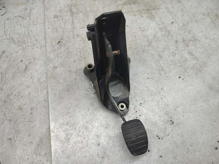 Renault Laguna (2001 - 2005)  8200019163 Педаль сцепления