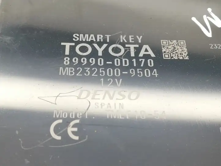 Toyota Yaris (2014 - 2019) 899900D170 Блок бесключевого доступа — фото 2