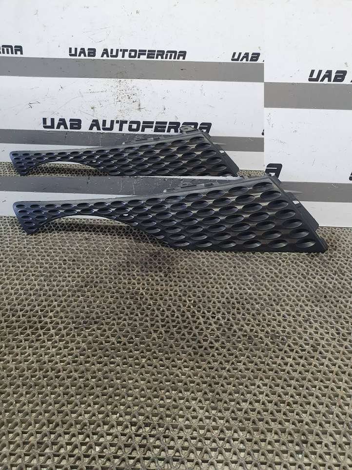Nissan Juke I F15 (2010 - 2018)  620741KA6A Нижняя решётка (из трех частей)