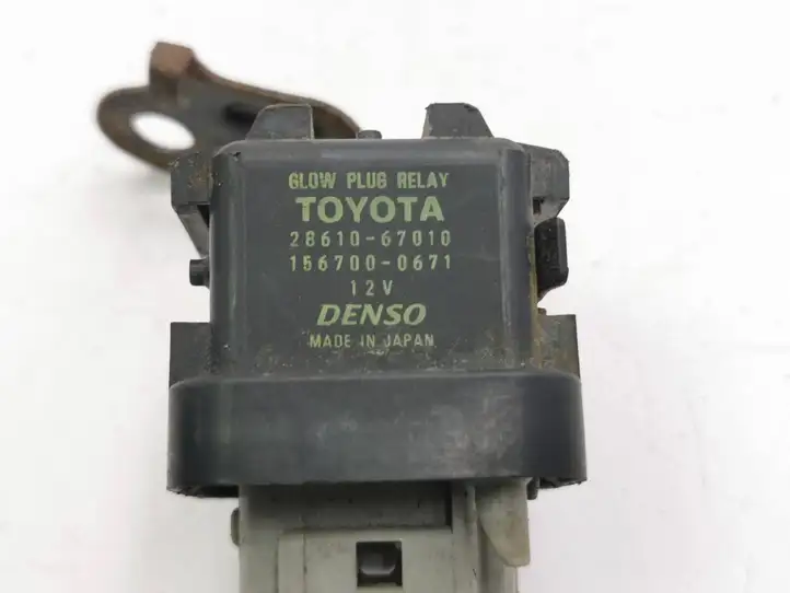 Toyota Auris 150 (2006 - 2012) 2861067010 Реле накала свечей — фото 2