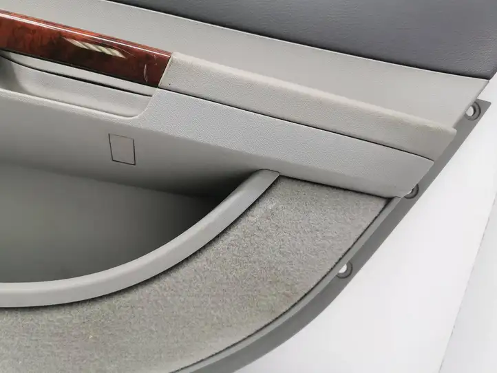 Chrysler 300 - 300C (2005 - 2011) 0UU081DBAG Обшивка задней двери — фото 9
