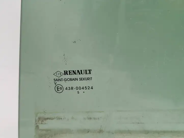 Renault Kadjar (2015 - 2018) E943R004524 Стекло задней двери — фото 2
