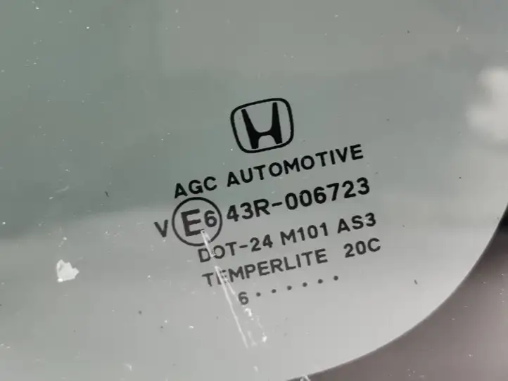 Honda CR-V (2012 - 2016) E643R006723 Заднее боковое стекло — фото 2