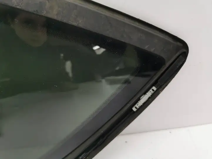 Ford C-MAX II (2010 - 2015) AM51R29751B Заднее боковое стекло — фото 5