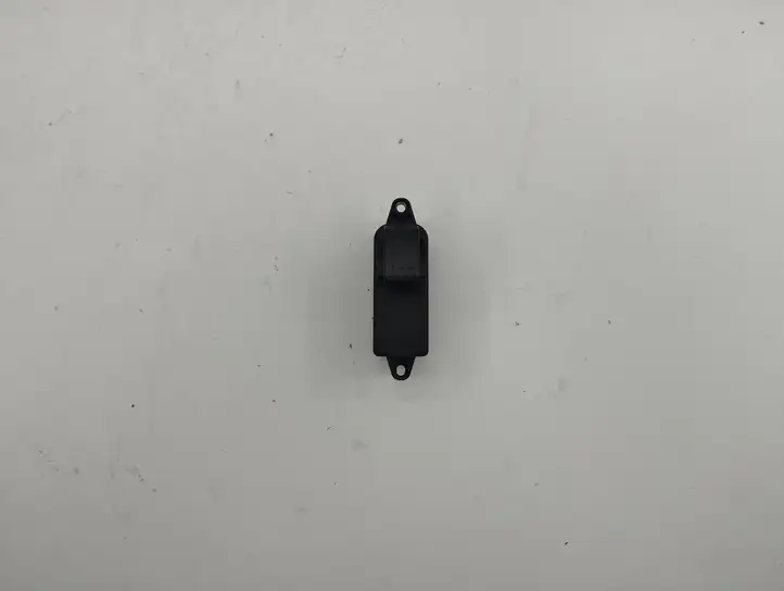 Mazda 5 (2005 - 2010) K0021 Кнопка стеклоподъемников — фото 4