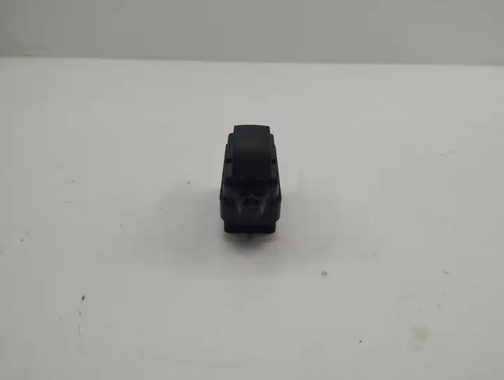 Mazda 5 (2005 - 2010) K0021 Кнопка стеклоподъемников — фото 6