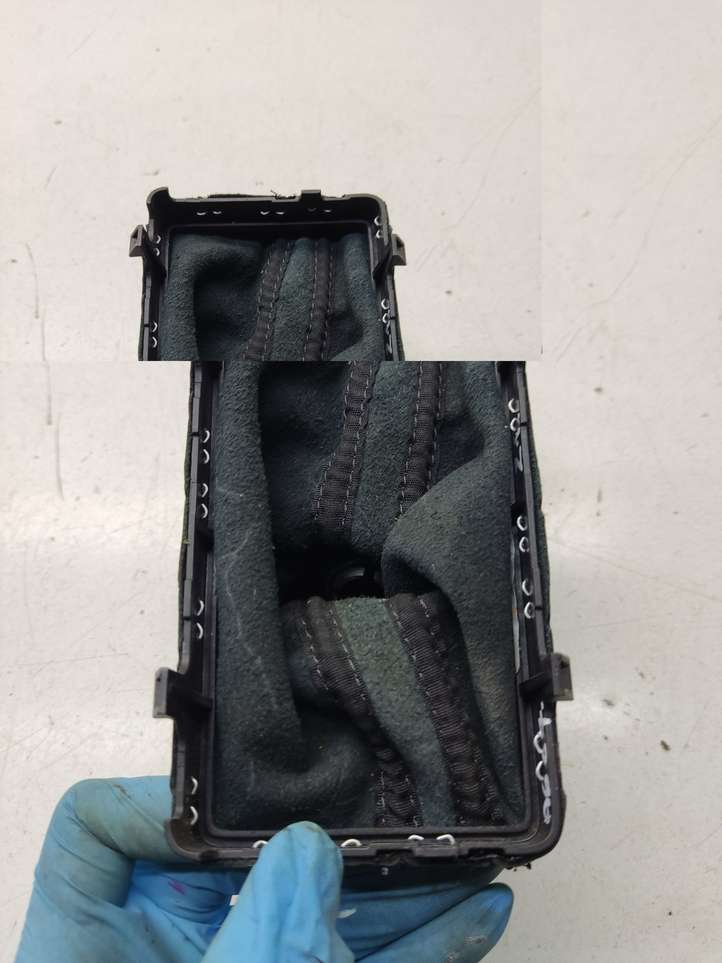 Audi A6 (2011 - 2014)  4G1713139AG Отделка рычага переключения передач (кожа, головка)