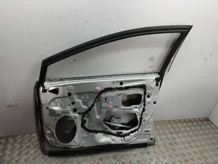Toyota Avensis T270 (2012 - 2015) Дверь — фото 5