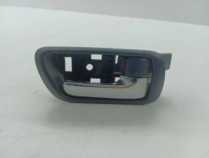Toyota Corolla Verso AR10 (2004 - 2009) 692050F010 Внутренняя ручка двери — фото 1