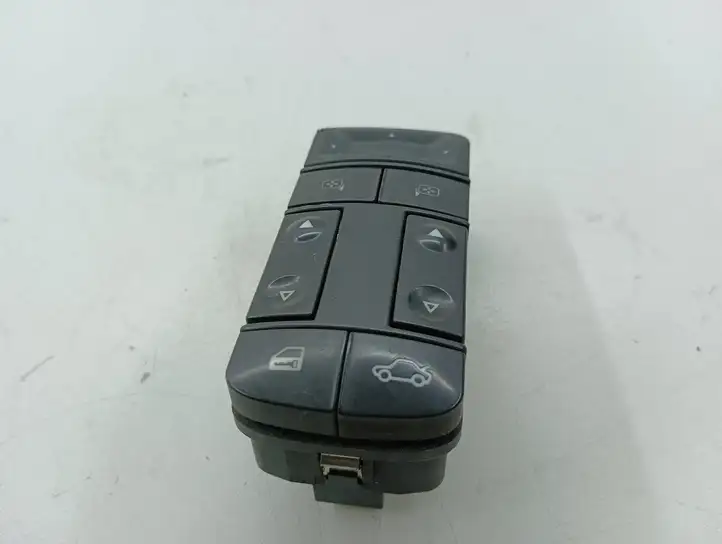 Opel Vectra C (2002 - 2005) 09185952 Блок кнопок стеклоподъемников — фото 1