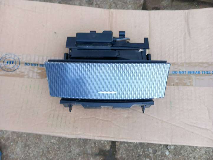 Mercedes-Benz CLK A209,C209 (2002 - 2009)  A2096800550 Пепельница