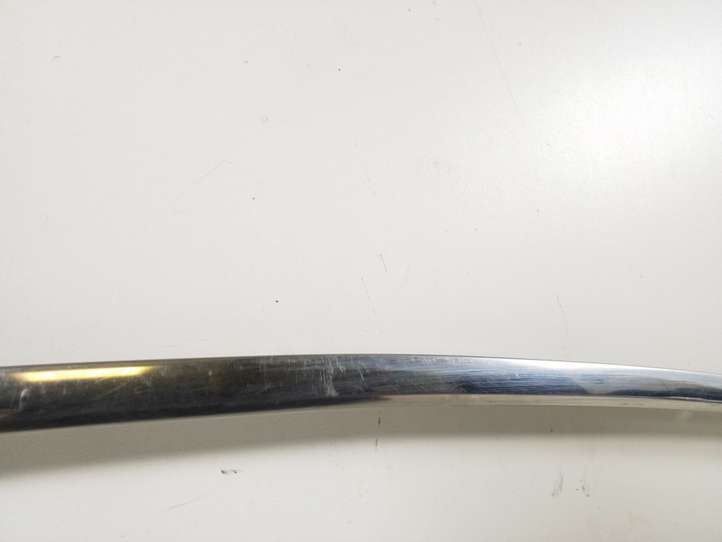 Toyota Avensis T270 (2009 - 2012)  75753-05010 Другая деталь отделки пере́дней дверей