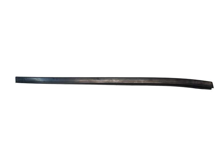 Mercedes-Benz R W251 (2005 - 2013)  A2516904962 Отделка стоек лобового стекла