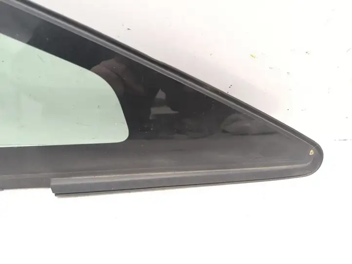 Toyota Prius (XW30) (2009 - 2015) 43R00084 Треугольное стекло кузова — фото 6