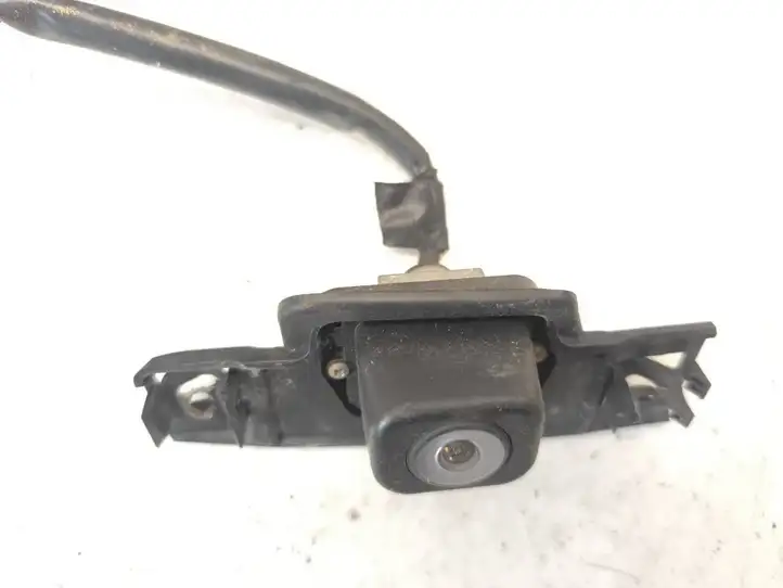 Toyota Corolla Verso AR10 (2004 - 2009) 8679064010 Видеокамера заднего вида — фото 5