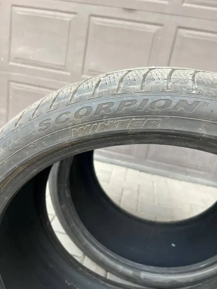 Porsche Cayenne (9Y0 9Y3) (2018 - ) Зимняя шина R22 — фото 2