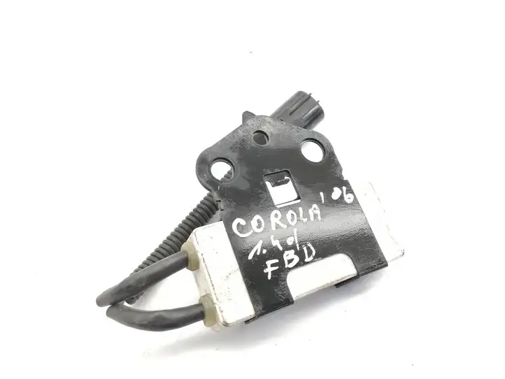 Toyota Corolla E120 E130 (2004 - 2007) 2468105320C Реле вентилятора охлаждения — фото 1
