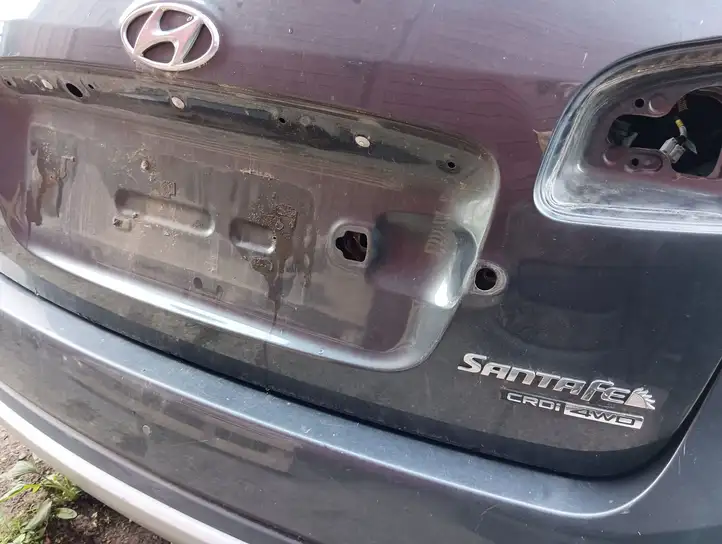 Hyundai Santa Fe (2009 - 2012) Крышка багажника — фото 4