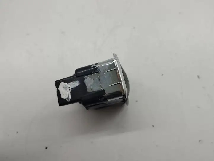 Mercedes-Benz C W204 (2007 - 2014) A2048700451 Блок кнопок стеклоподъемников — фото 3