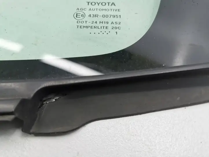 Toyota Auris 150 (2006 - 2012) E643R007951 Треугольное стекло кузова — фото 5