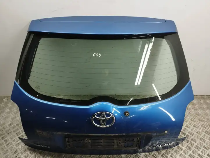 Toyota Auris 150 (2006 - 2012) Крышка багажника — фото 1