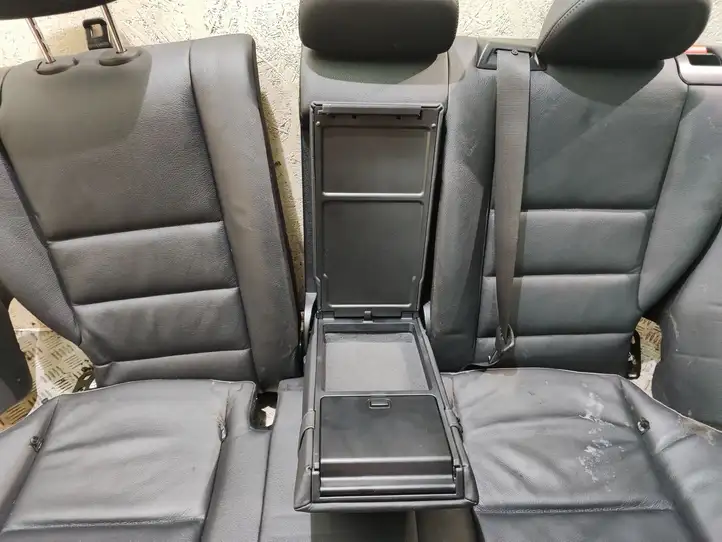Mercedes-Benz C W204 (2007 - 2014) Комплект отделки дверей — фото 2